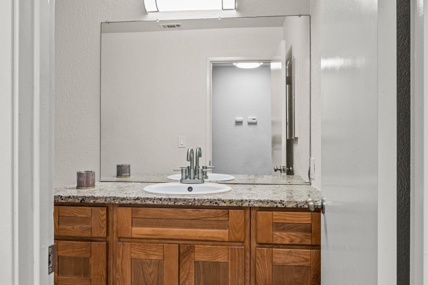 Detail Gallery Image 25 of 27 For 11150 Trinity River Dr #28,  Rancho Cordova,  CA 95670 - 3 Beds | 2 Baths