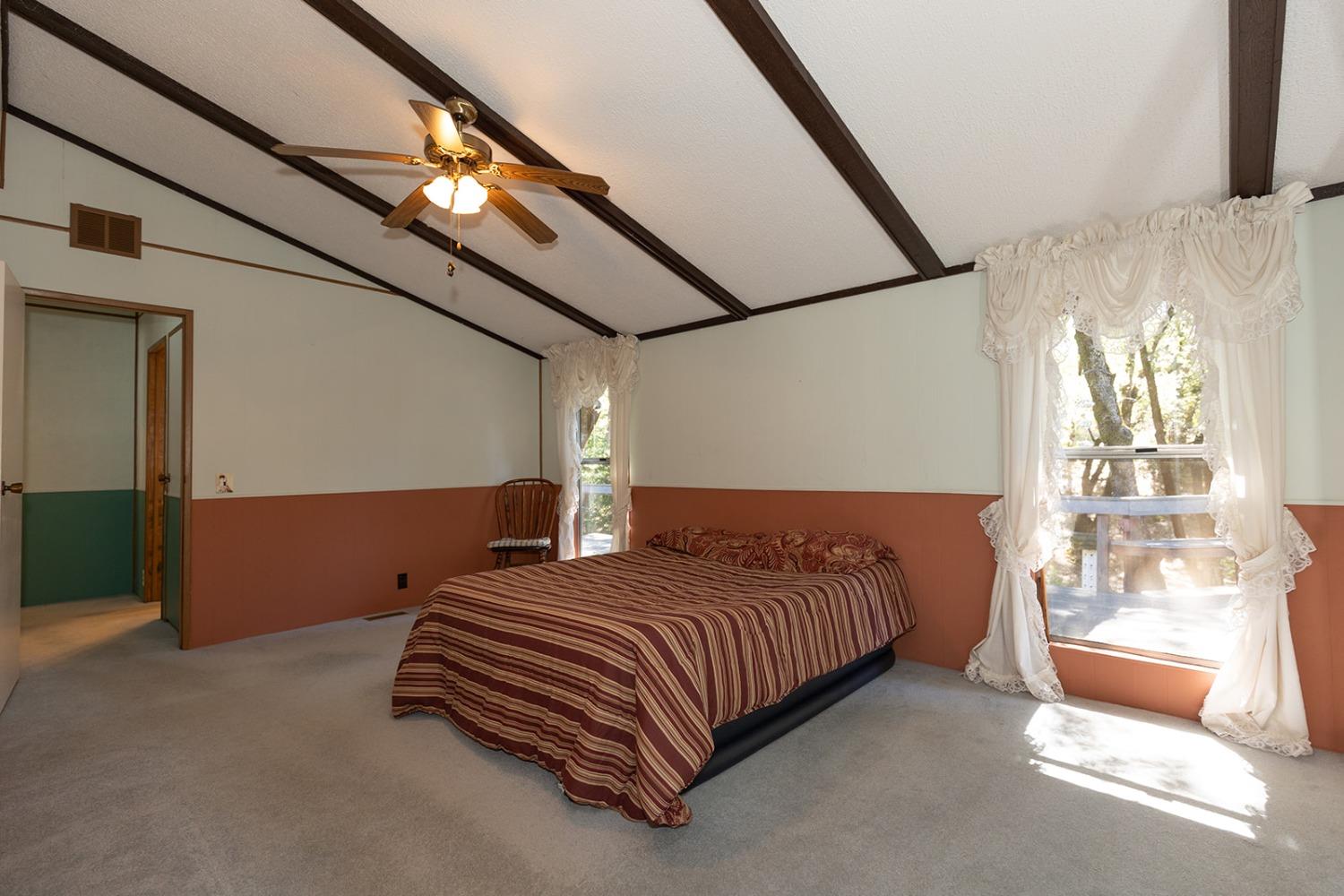 Detail Gallery Image 17 of 36 For 15358 Lower Colfax Rd, Grass Valley,  CA 95945 - 2 Beds | 2 Baths