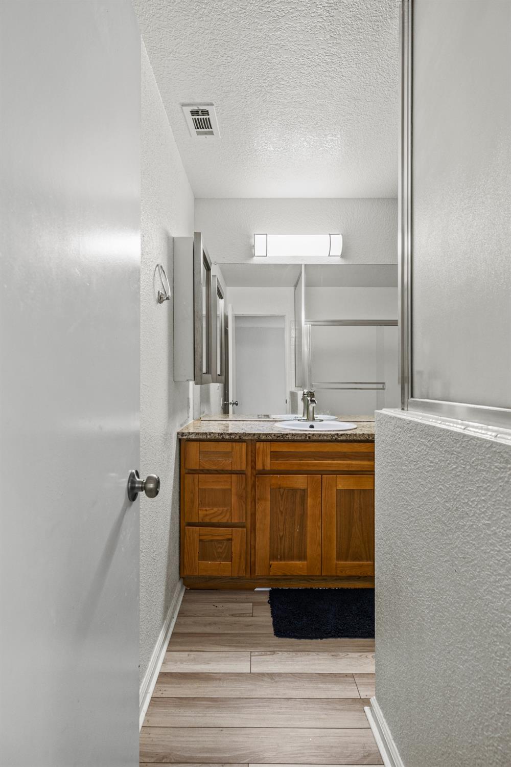 Detail Gallery Image 17 of 27 For 11150 Trinity River Dr #28,  Rancho Cordova,  CA 95670 - 3 Beds | 2 Baths