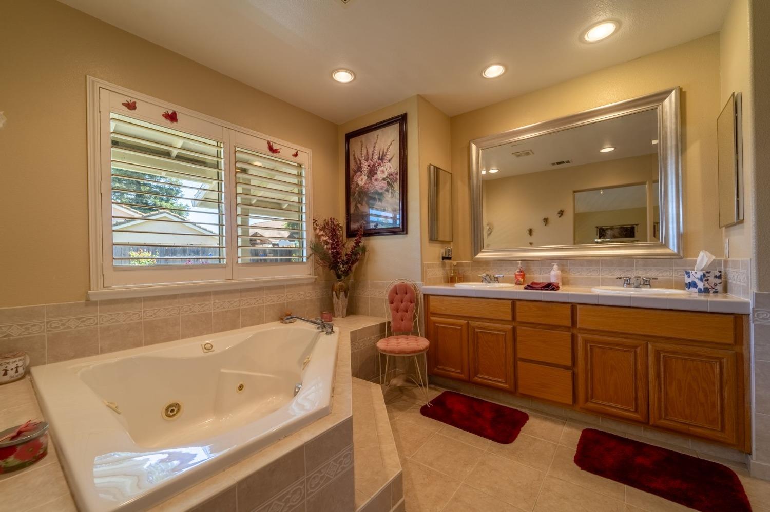 Detail Gallery Image 36 of 42 For 1022 Ashford Dr, Turlock,  CA 95382 - 4 Beds | 2 Baths