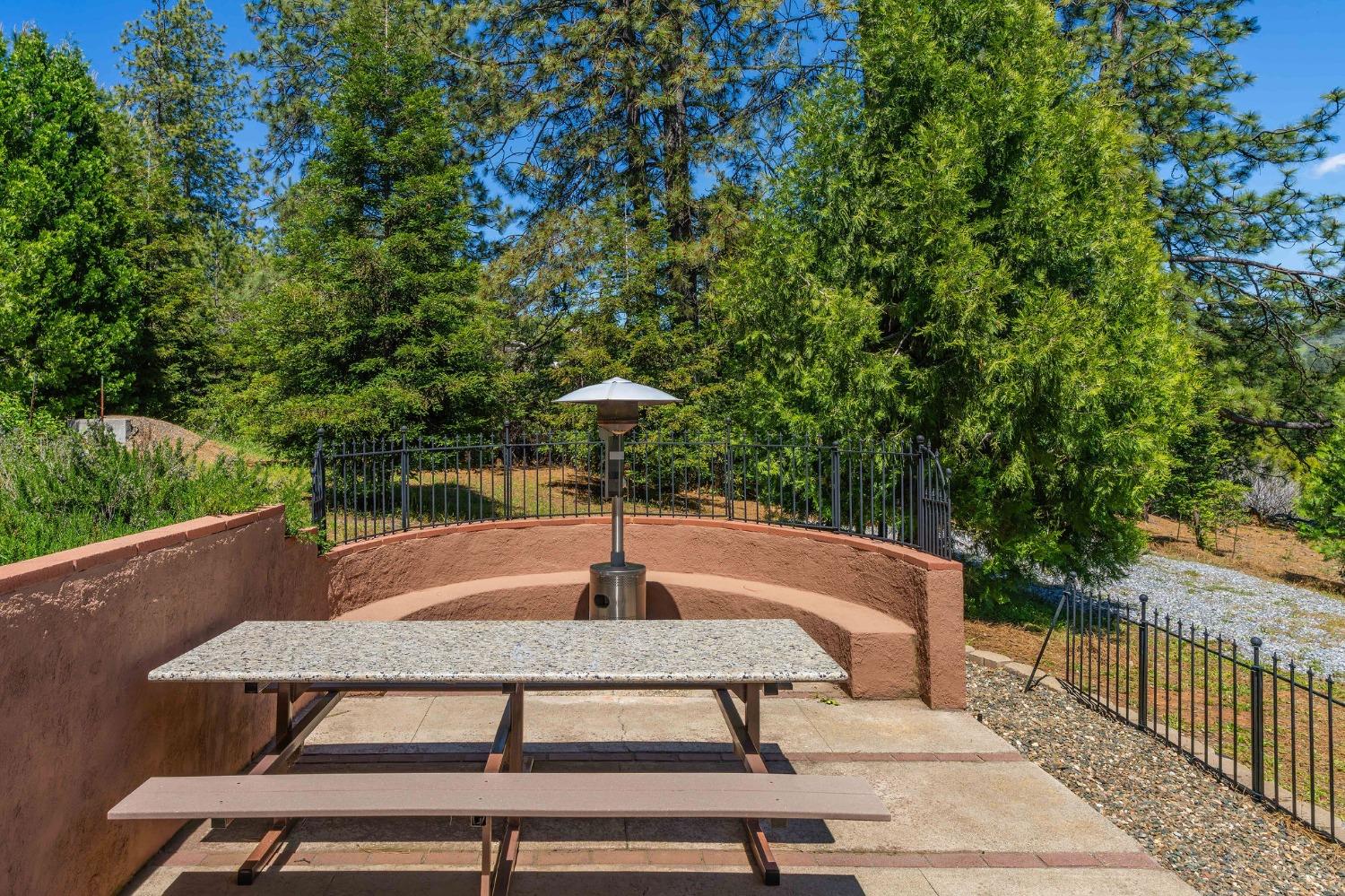 Detail Gallery Image 15 of 83 For 13650 Elderberry Dr, Pine Grove,  CA 95665 - 3 Beds | 2 Baths