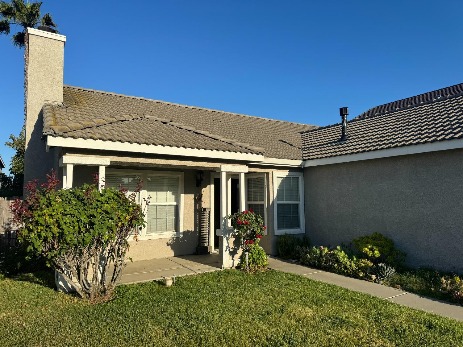 Detail Gallery Image 2 of 33 For 5313 Brimfield Ln, Salida,  CA 95368 - 3 Beds | 2 Baths