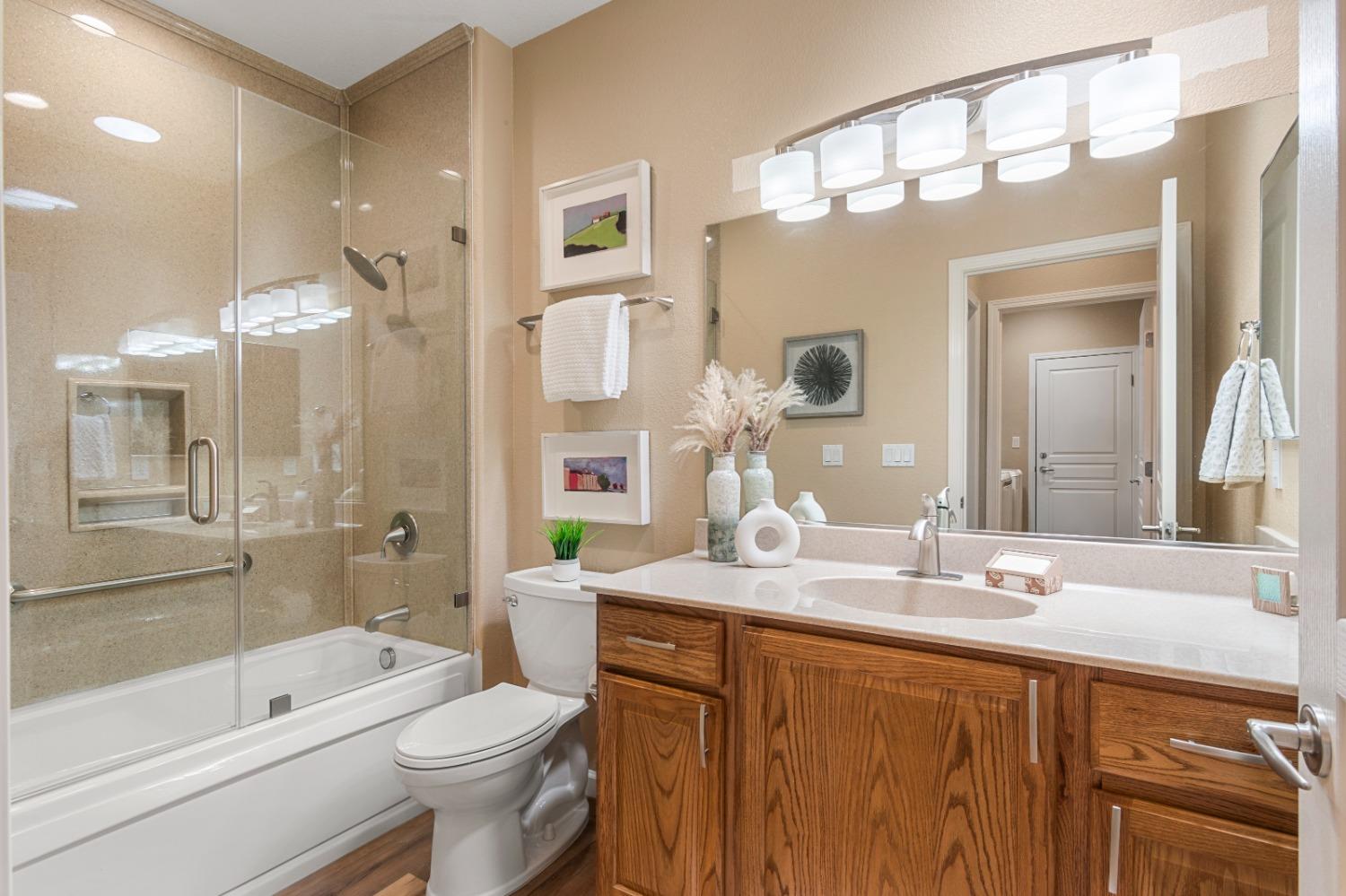 Detail Gallery Image 32 of 42 For 1900 Viola View Ct, Lincoln,  CA 95648 - 3 Beds | 2 Baths