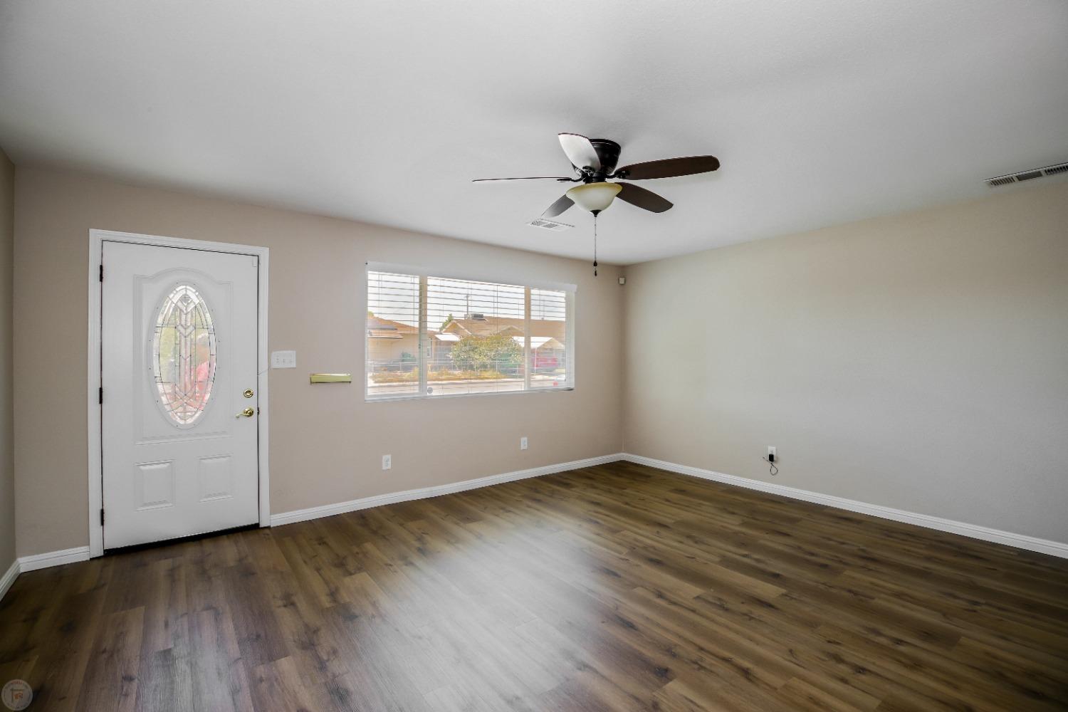 Detail Gallery Image 10 of 30 For 521 Oregon St, Manteca,  CA 95337 - 1 Beds | 1 Baths