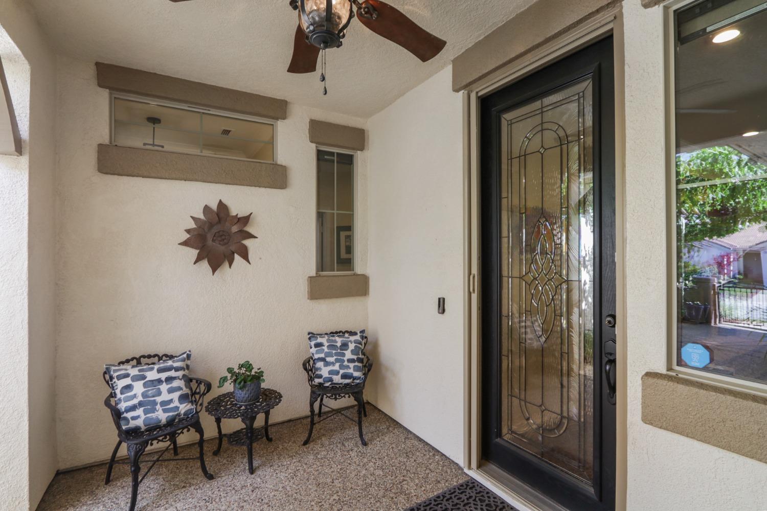 Detail Gallery Image 3 of 54 For 1308 Picket Fence Ln, Lincoln,  CA 95648 - 2 Beds | 2 Baths