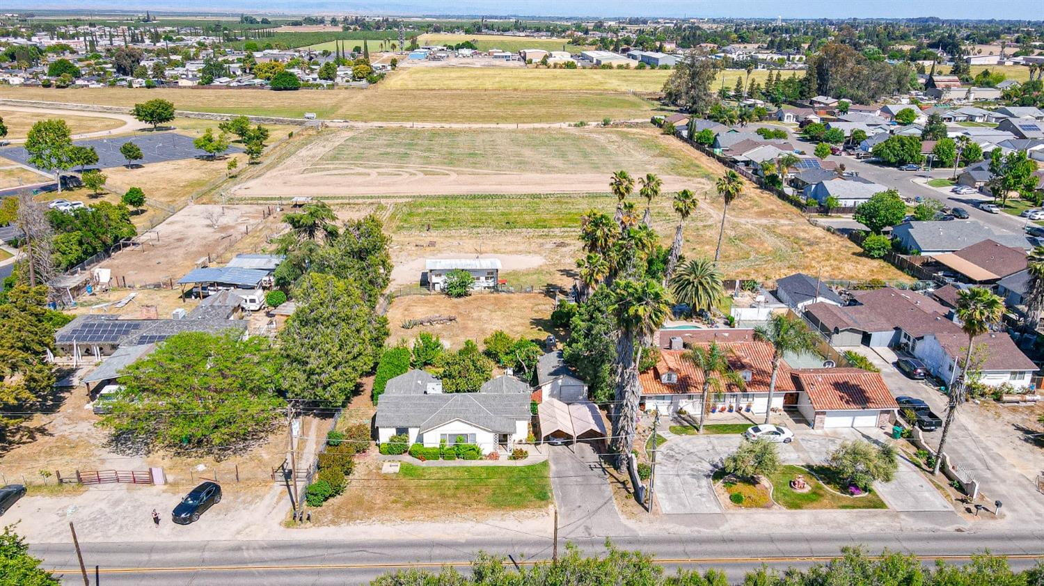 Detail Gallery Image 6 of 10 For 6210 Cypress, Winton,  CA 95388 - 2 Beds | 1/1 Baths