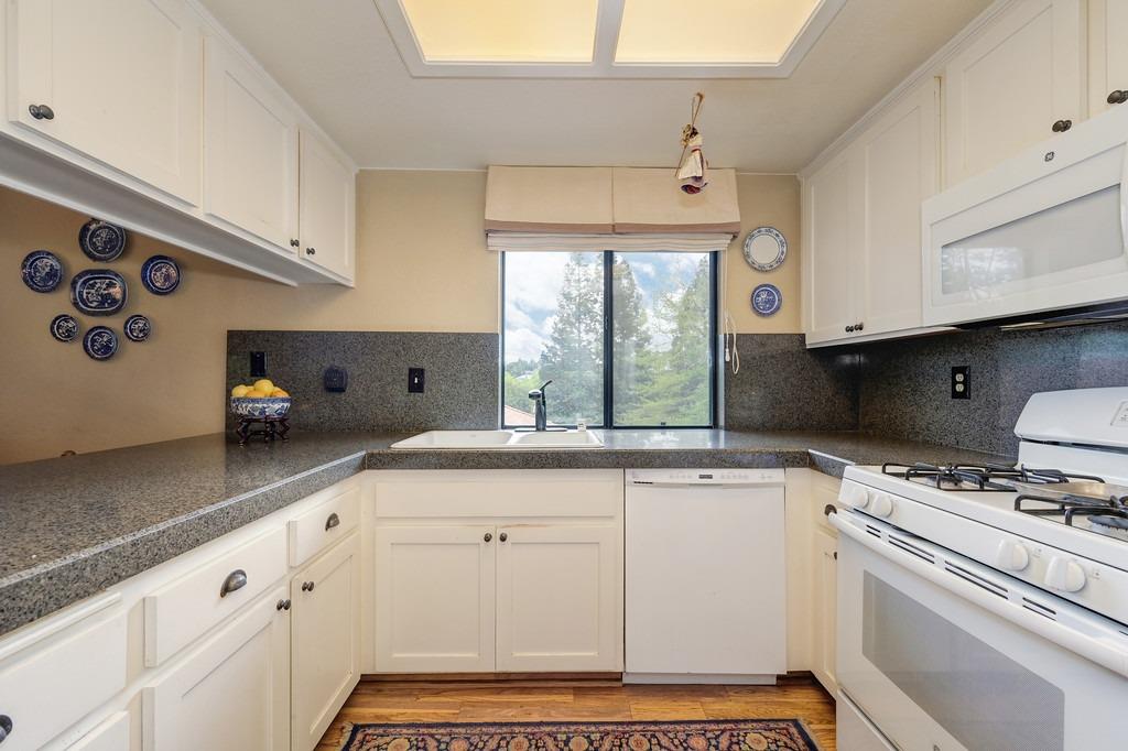 Detail Gallery Image 15 of 53 For 12637 Vick Ct, Auburn,  CA 95603 - 3 Beds | 2 Baths