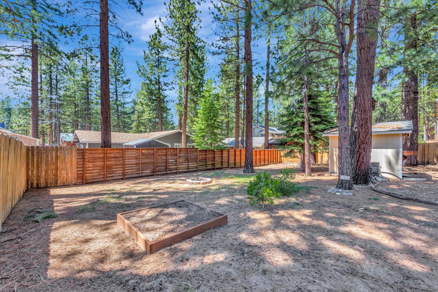 Detail Gallery Image 41 of 69 For 3085 Sourdough Trl, South Lake Tahoe,  CA 96150 - 4 Beds | 2/1 Baths