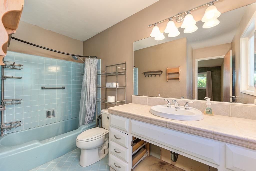 Detail Gallery Image 33 of 68 For 8911 Central Ave, Orangevale,  CA 95662 - 2 Beds | 2/1 Baths