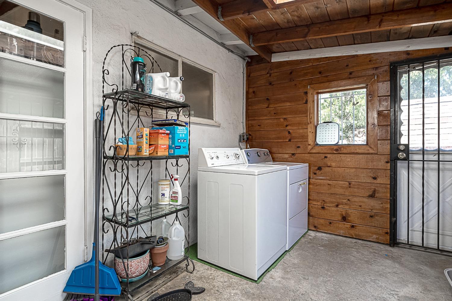 Detail Gallery Image 23 of 25 For 3925 Delaware Ave, Stockton,  CA 95204 - 3 Beds | 1 Baths