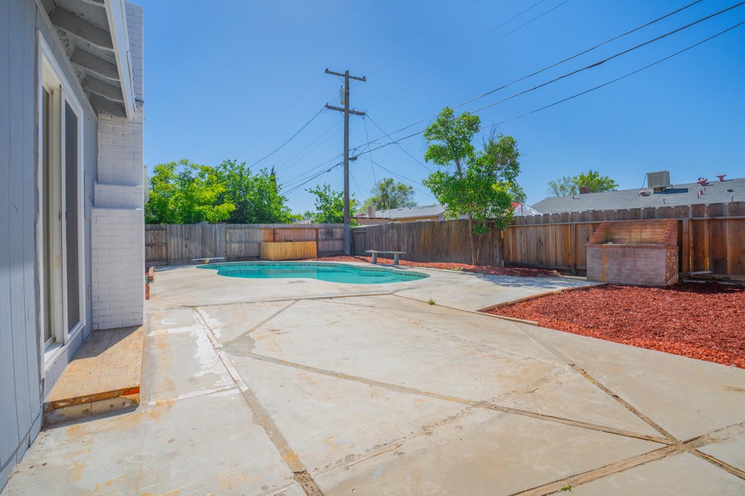 Detail Gallery Image 39 of 54 For 1007 W J St, Los Banos,  CA 93635 - 3 Beds | 2 Baths