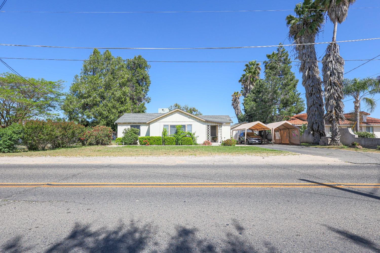 Detail Gallery Image 9 of 10 For 6210 Cypress, Winton,  CA 95388 - 2 Beds | 1/1 Baths