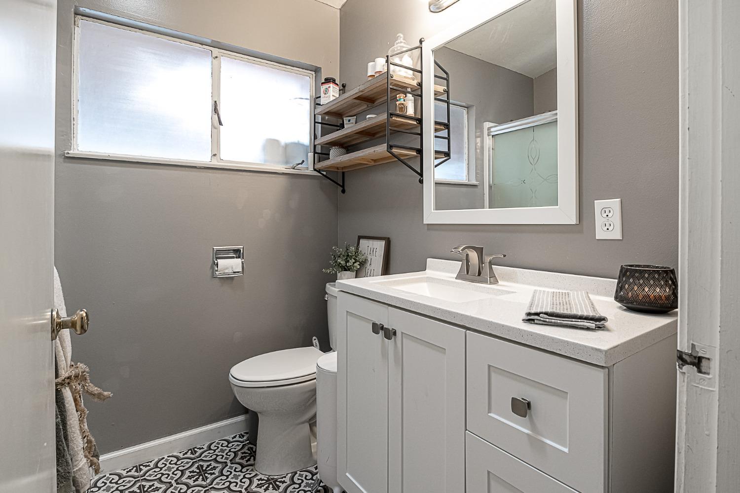 Detail Gallery Image 18 of 25 For 3925 Delaware Ave, Stockton,  CA 95204 - 3 Beds | 1 Baths