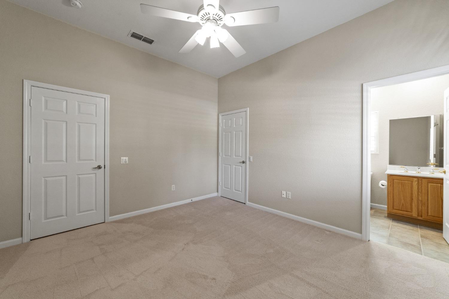 Detail Gallery Image 27 of 43 For 8124 Stagecoach Cir, Roseville,  CA 95747 - 3 Beds | 2/1 Baths