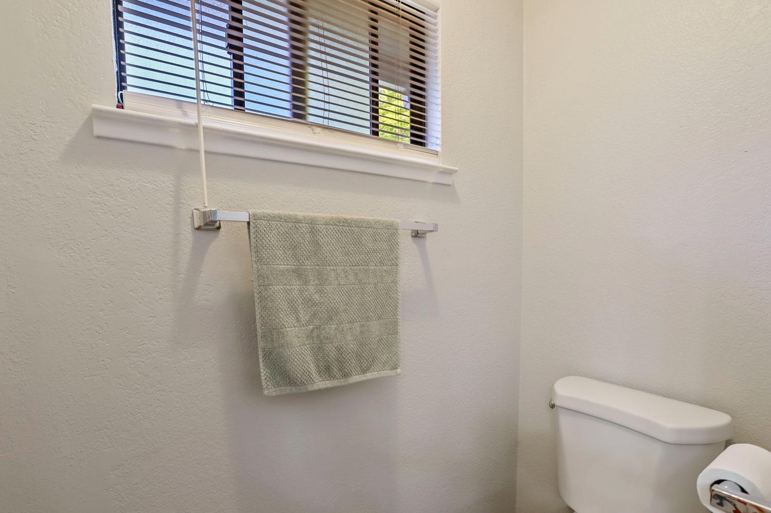 Detail Gallery Image 36 of 44 For 9819 Northridge Way, Stockton,  CA 95209 - 3 Beds | 2 Baths