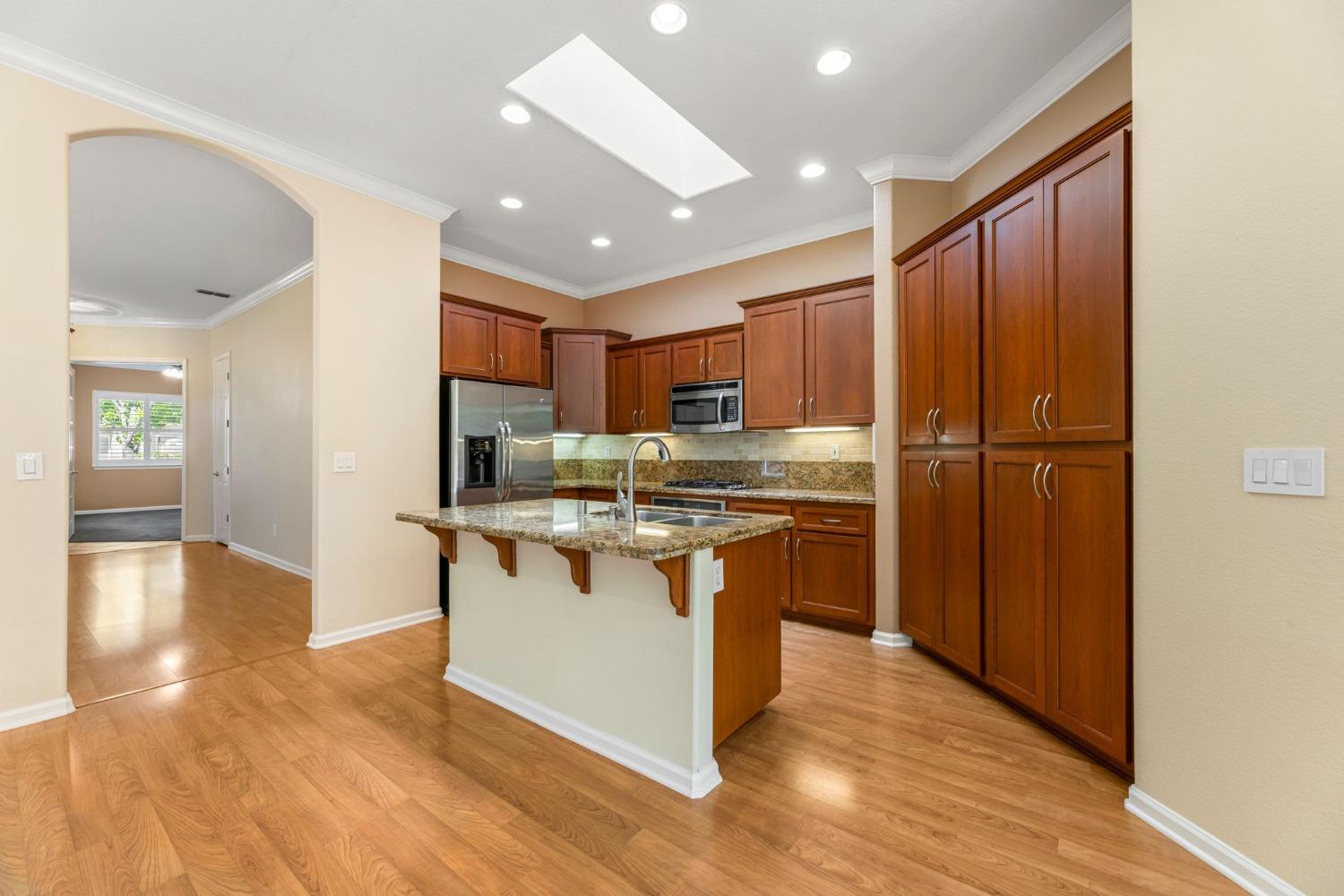 Detail Gallery Image 21 of 51 For 1969 Larkhall Cir, Folsom,  CA 95630 - 3 Beds | 2 Baths