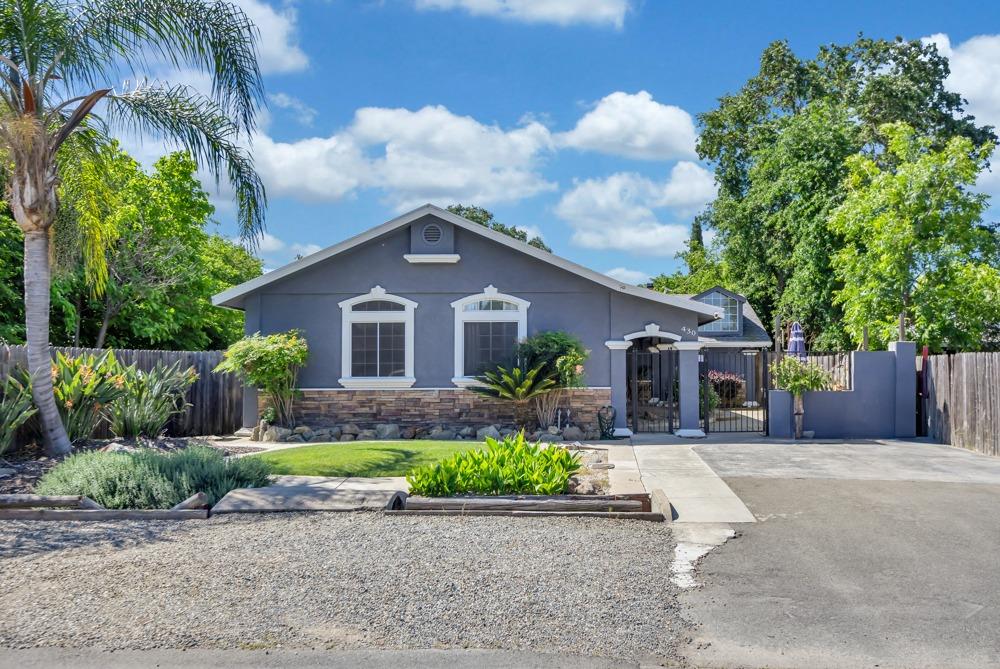 Detail Gallery Image 6 of 55 For 430 N St, Rio Linda,  CA 95673 - 4 Beds | 3/1 Baths