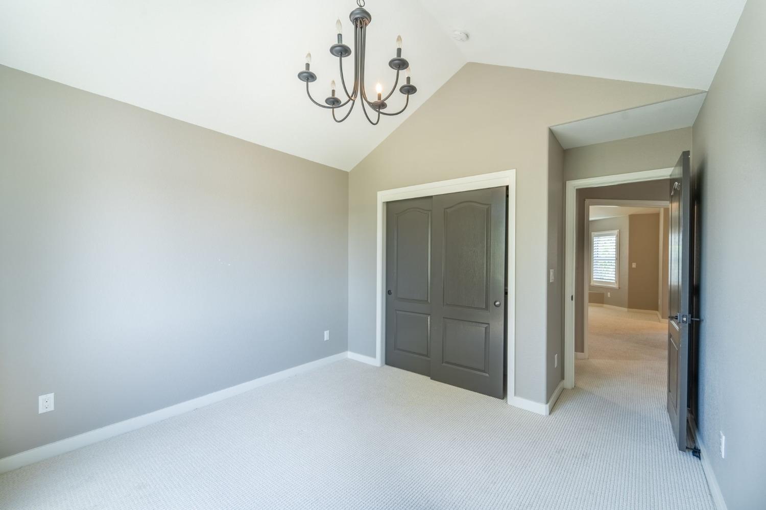 Detail Gallery Image 26 of 31 For 2570 Hogan Dr, Turlock,  CA 95382 - 4 Beds | 2/1 Baths