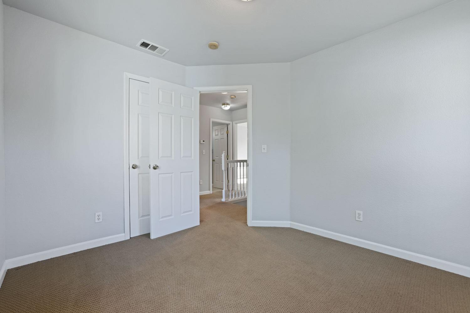 Detail Gallery Image 21 of 34 For 118 S Sierra Nevada St, Stockton,  CA 95205 - 3 Beds | 2/1 Baths