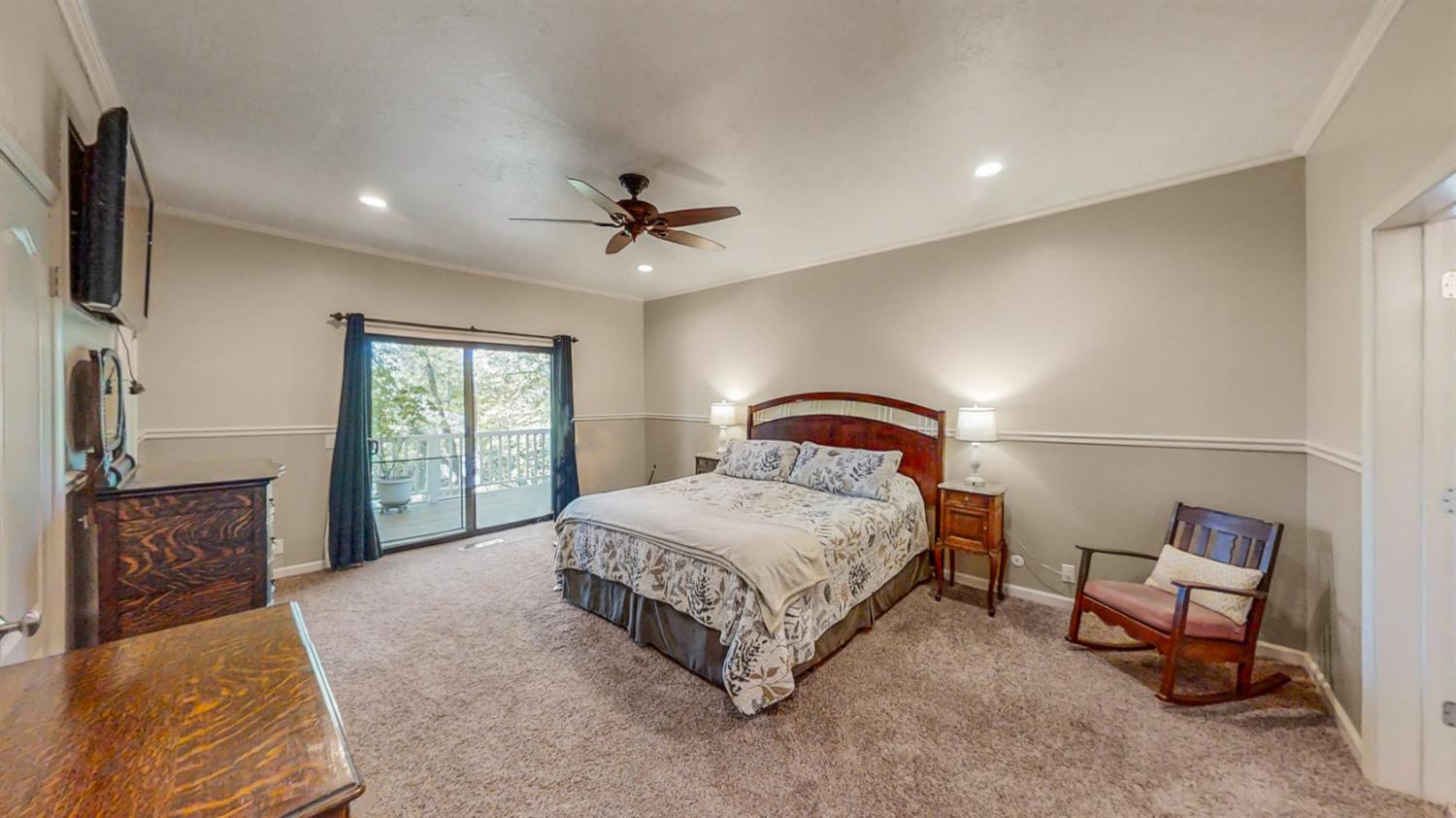 Detail Gallery Image 18 of 39 For 1066 Kimi Way, Placerville,  CA 95667 - 4 Beds | 2/1 Baths
