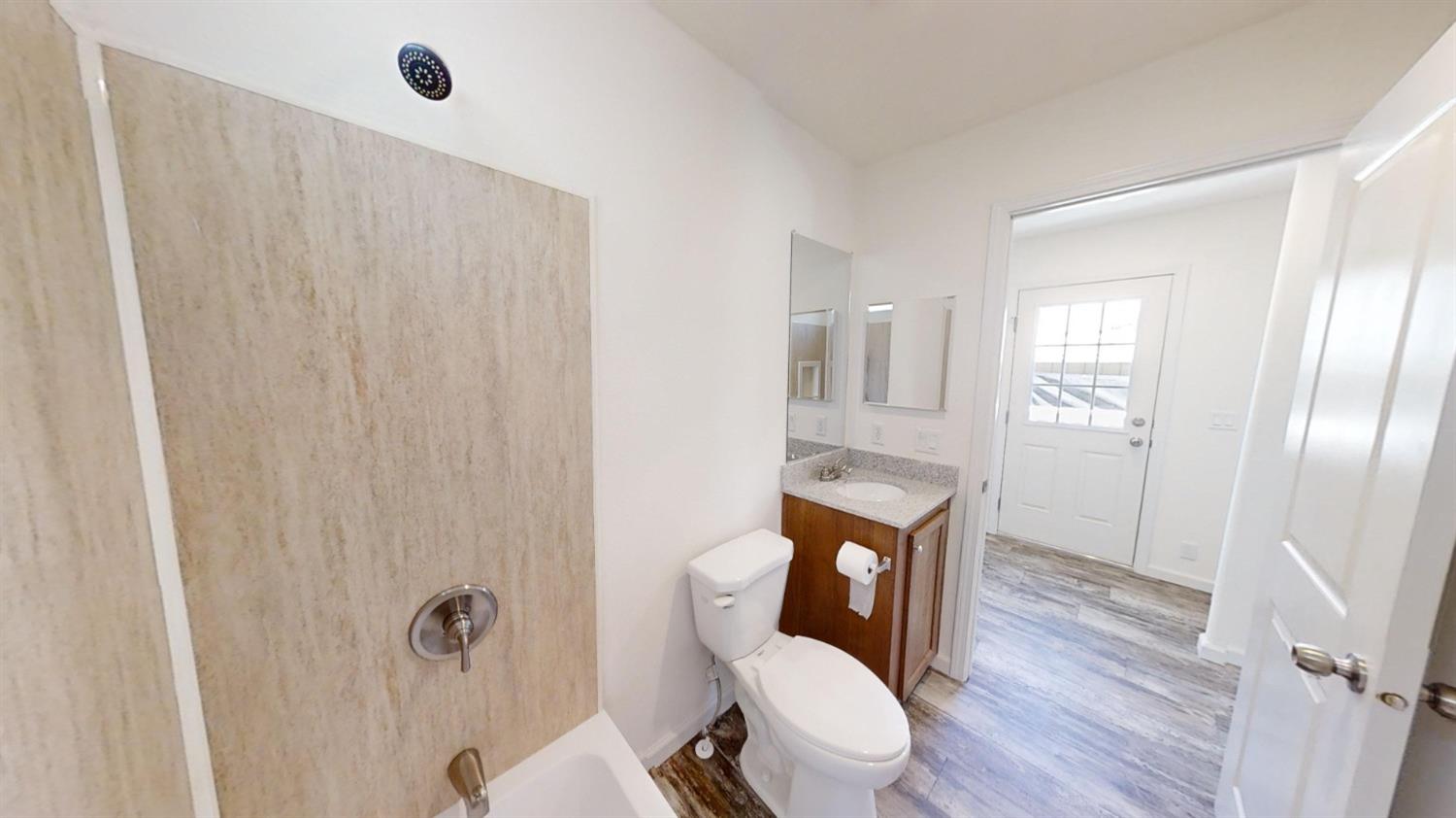 Detail Gallery Image 31 of 38 For 504 Glide Ave 6, West Sacramento,  CA 95691 - 2 Beds | 1 Baths