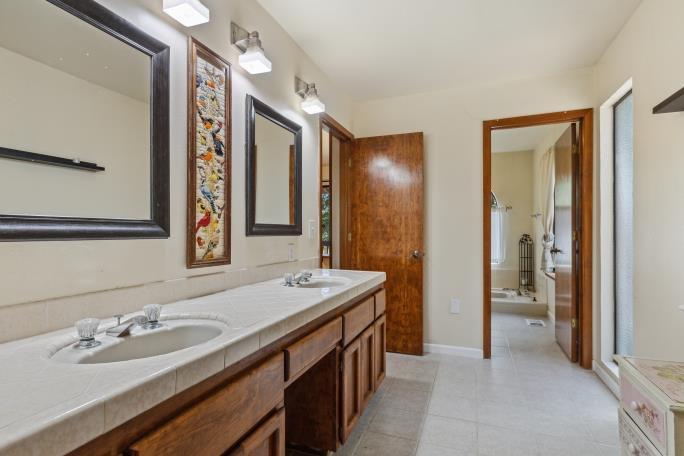 Detail Gallery Image 21 of 36 For 27935 Manzanita Trl, Colfax,  CA 95713 - 4 Beds | 4 Baths