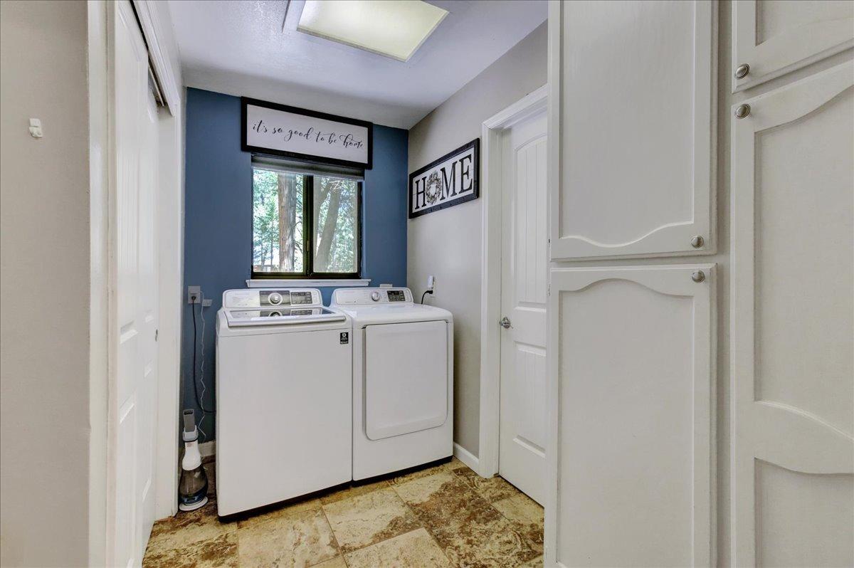 Detail Gallery Image 26 of 99 For 12392 Hillcrest Dr, Nevada City,  CA 95959 - 4 Beds | 2/1 Baths