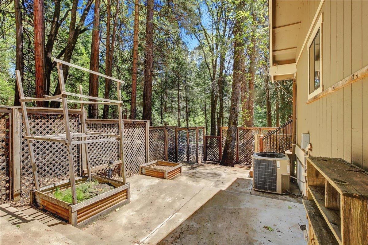 Detail Gallery Image 93 of 99 For 12392 Hillcrest Dr, Nevada City,  CA 95959 - 4 Beds | 2/1 Baths