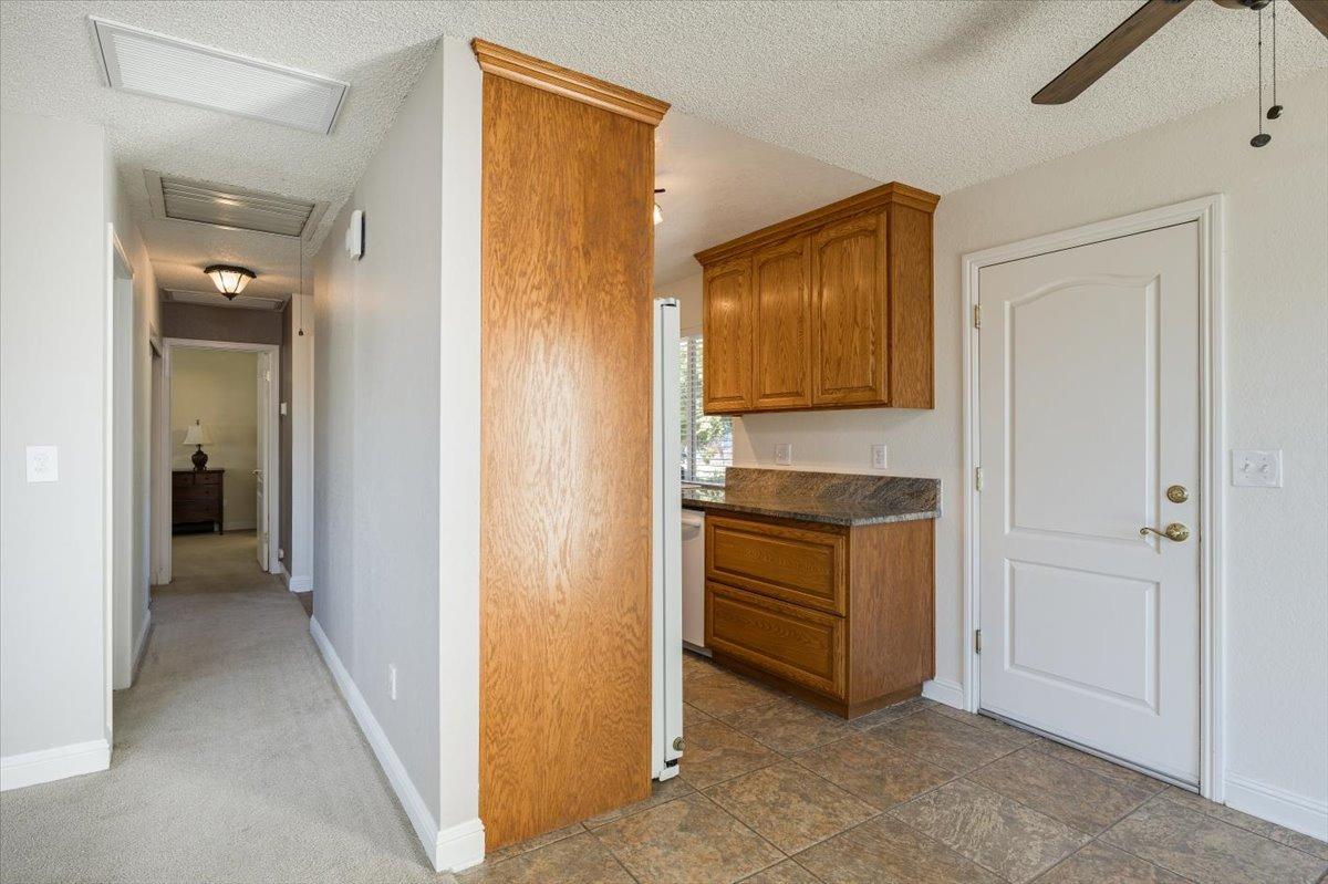 Detail Gallery Image 14 of 34 For 5501 Angelo Dr, Loomis,  CA 95650 - 2 Beds | 2 Baths