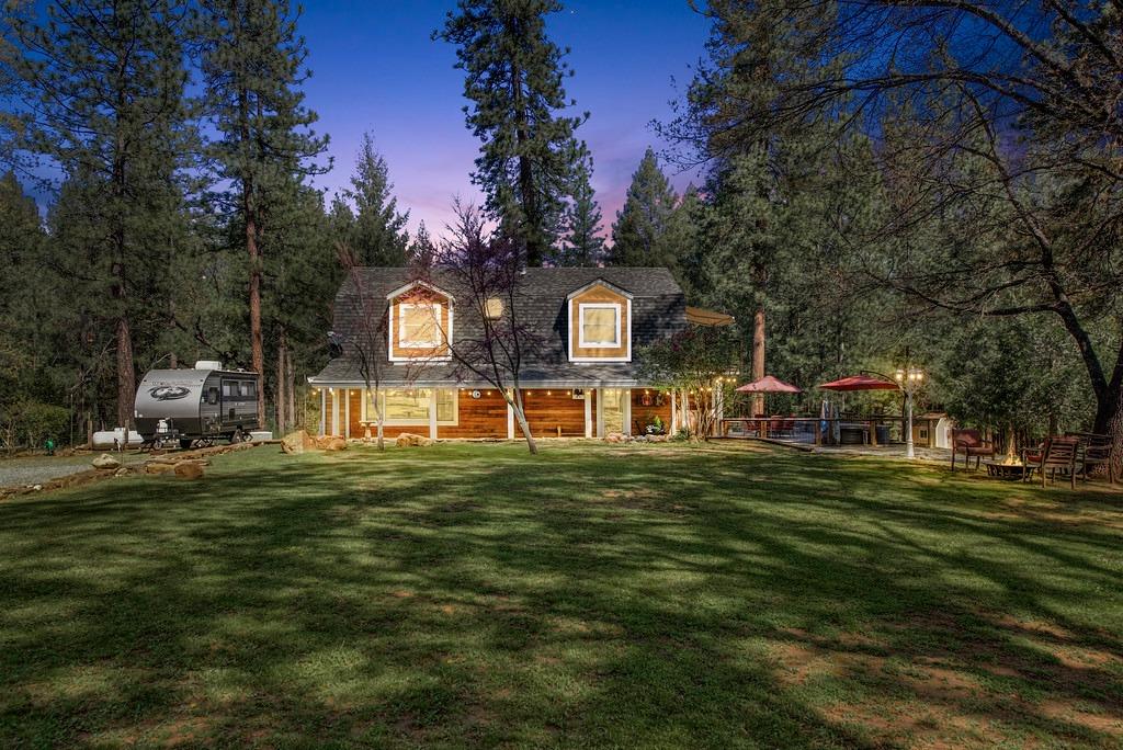 Detail Gallery Image 1 of 91 For 4001 Knobcone Ln, Placerville,  CA 95667 - 3 Beds | 2/1 Baths