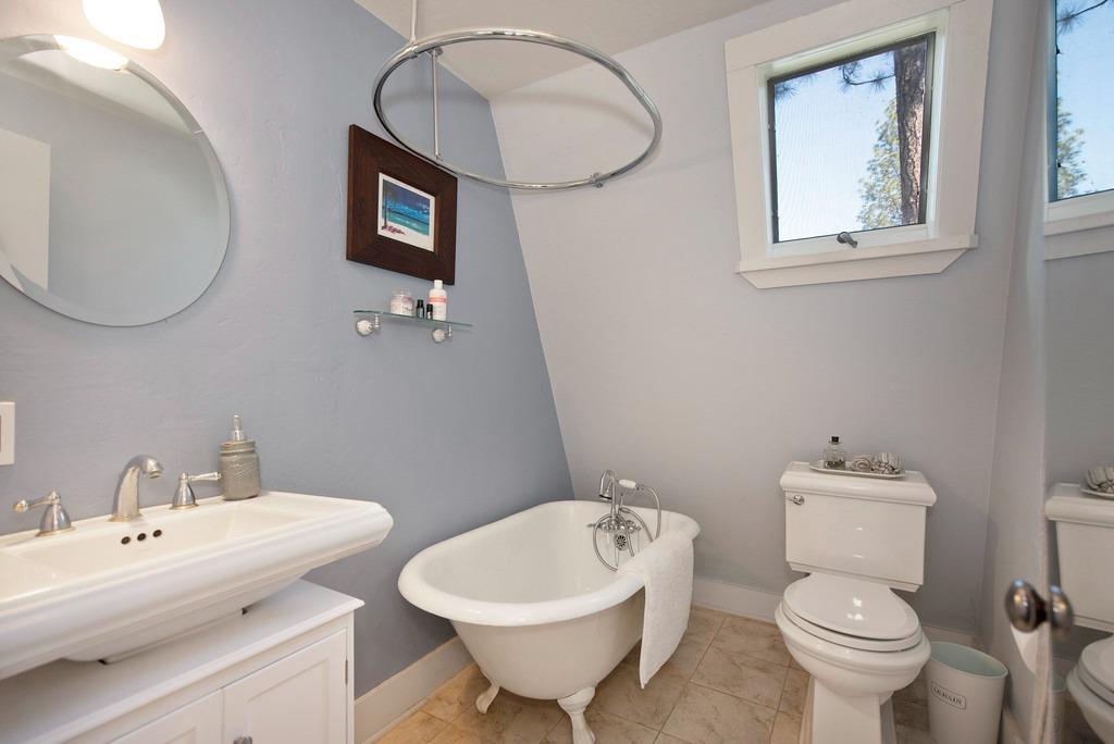 Detail Gallery Image 42 of 91 For 4001 Knobcone Ln, Placerville,  CA 95667 - 3 Beds | 2/1 Baths
