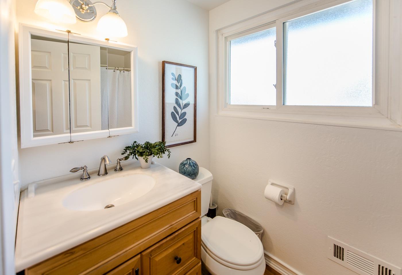 Detail Gallery Image 27 of 41 For 1633 College St, Woodland,  CA 95695 - 3 Beds | 2 Baths