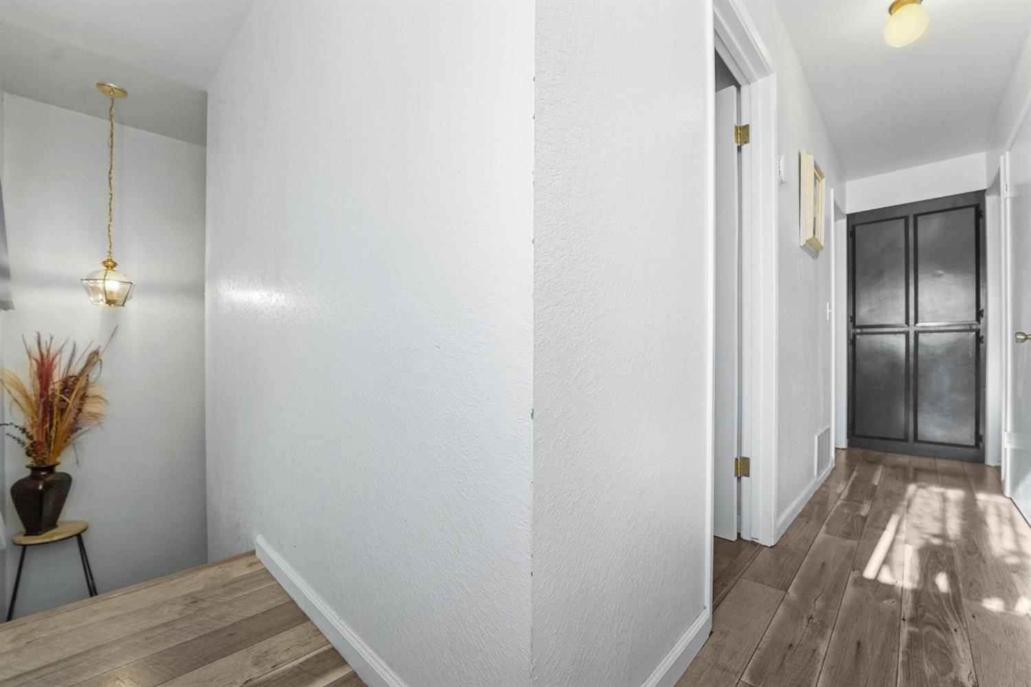 Detail Gallery Image 13 of 23 For 80 Portola Way #109,  Tracy,  CA 95376 - 3 Beds | 1/1 Baths
