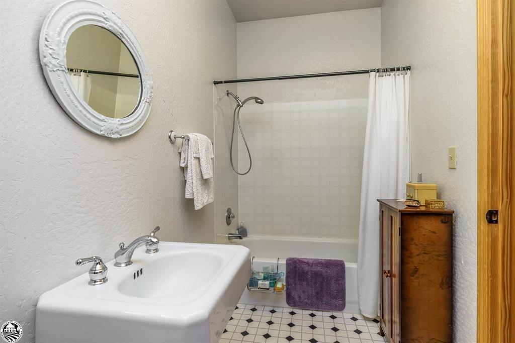 Detail Gallery Image 20 of 40 For 23757 Quaker Ln, Twain Harte,  CA 95383 - 3 Beds | 2 Baths