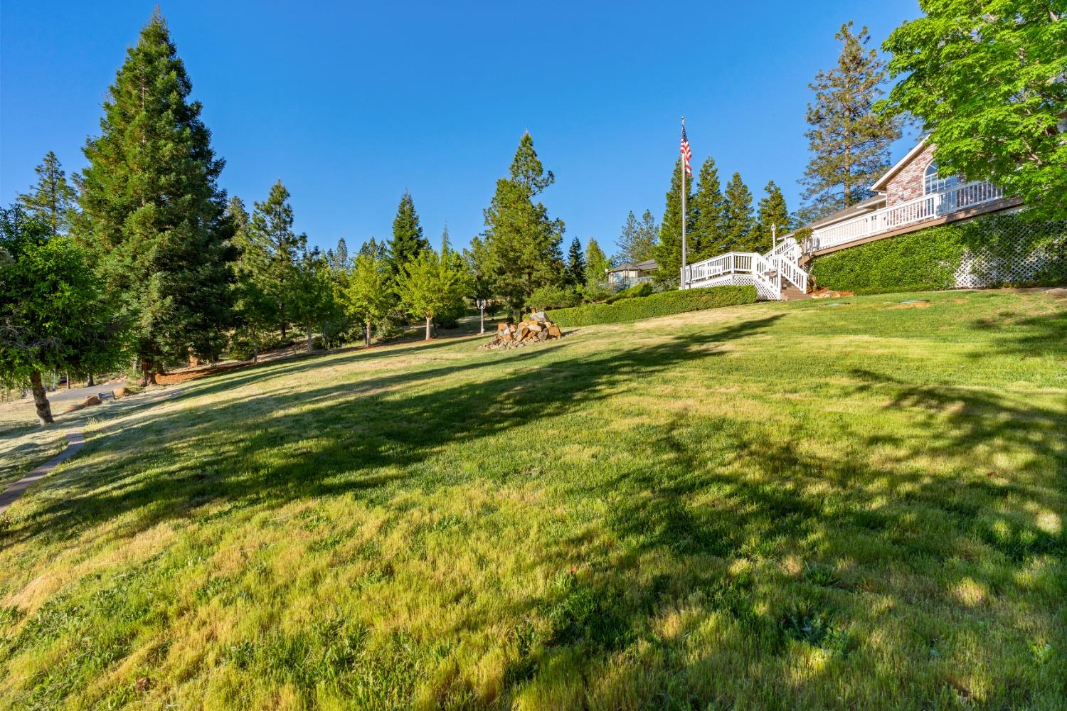 Detail Gallery Image 27 of 72 For 14260 La Barr Pines Drive, Grass Valley,  CA 95949 - 3 Beds | 2 Baths