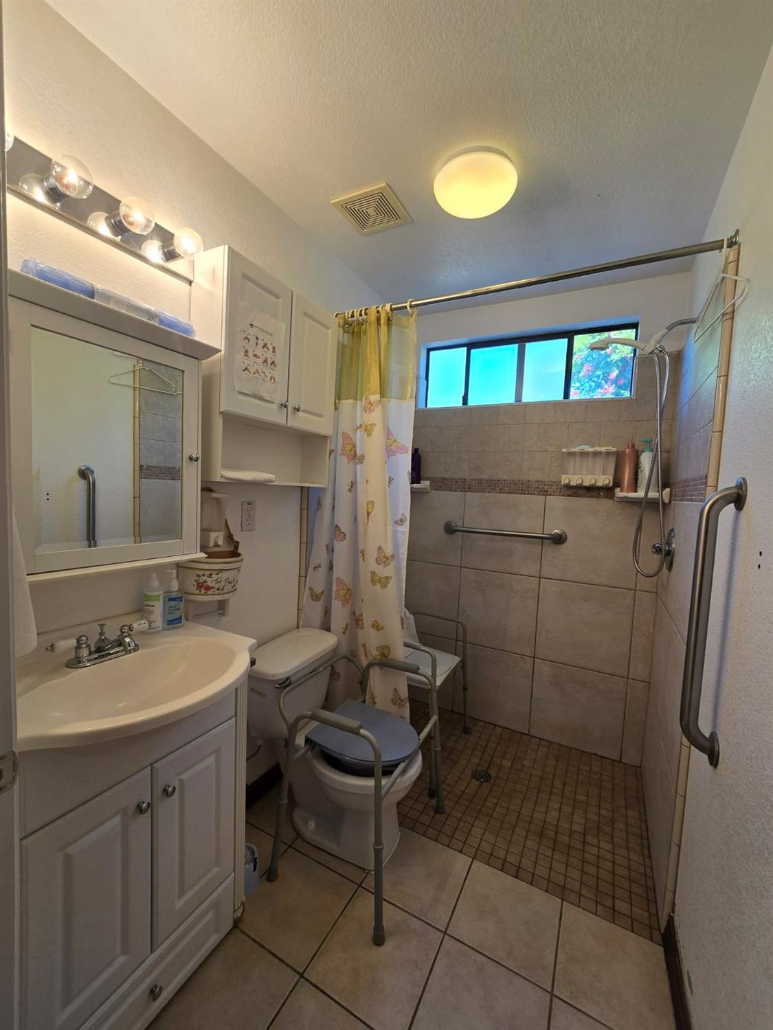 Detail Gallery Image 5 of 9 For Address Is Not Disclosed, Roseville,  CA 95678 - – Beds | – Baths