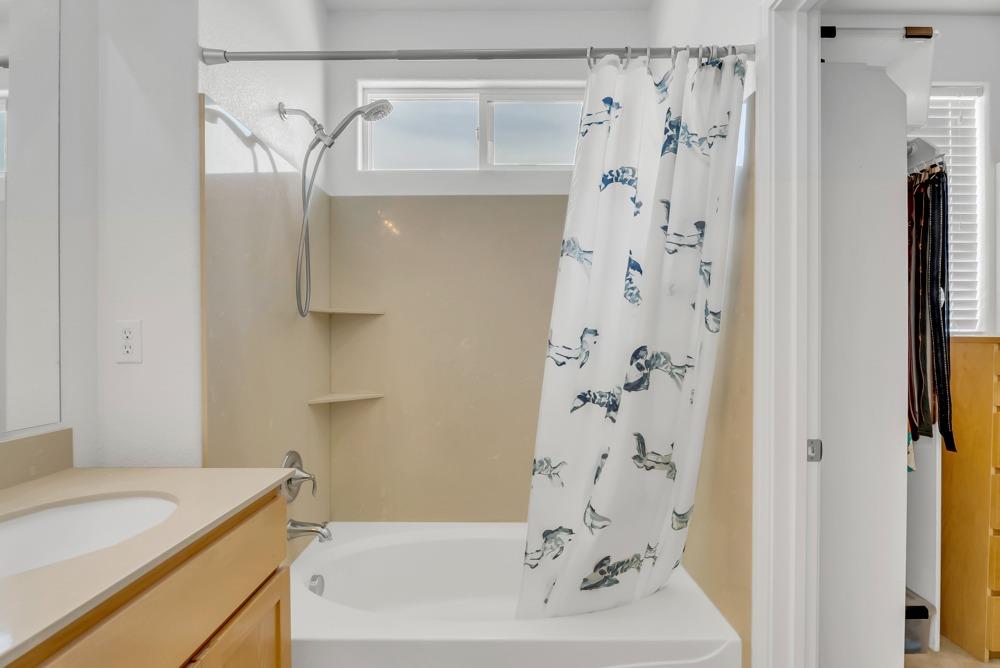 Detail Gallery Image 20 of 34 For 10929 Oakham Dr, Rancho Cordova,  CA 95670 - 2 Beds | 2/1 Baths