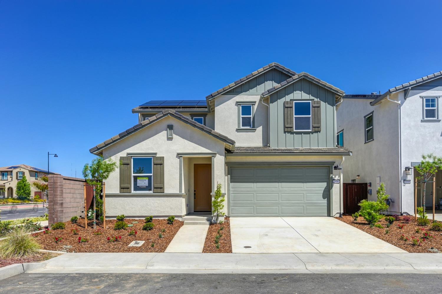 Detail Gallery Image 1 of 33 For 3406 Tall Oaks Bend Way, Folsom,  CA 95630 - 4 Beds | 3/1 Baths