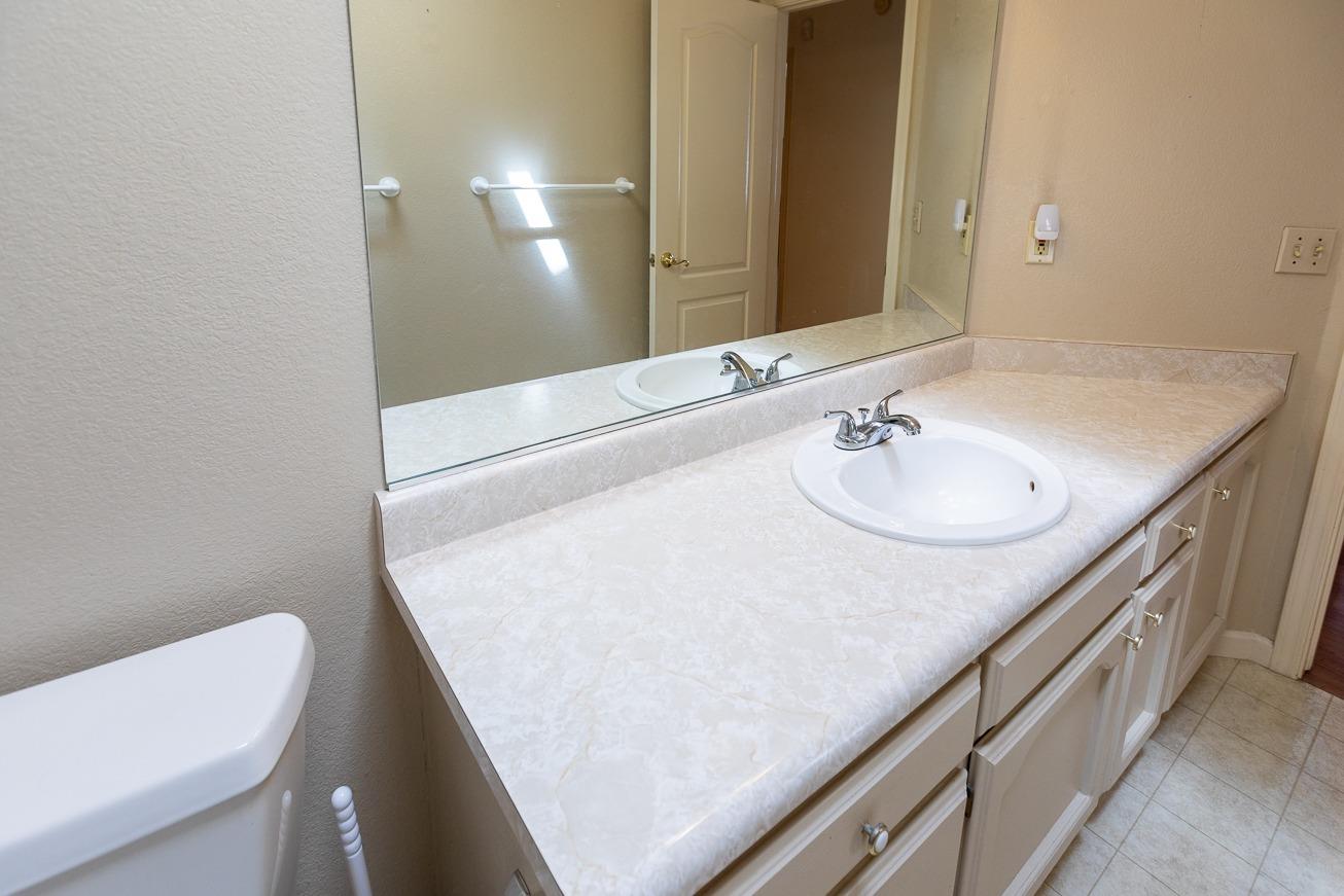 Detail Gallery Image 14 of 54 For 1654 Greenwood Way, Yuba City,  CA 95993 - 3 Beds | 2 Baths
