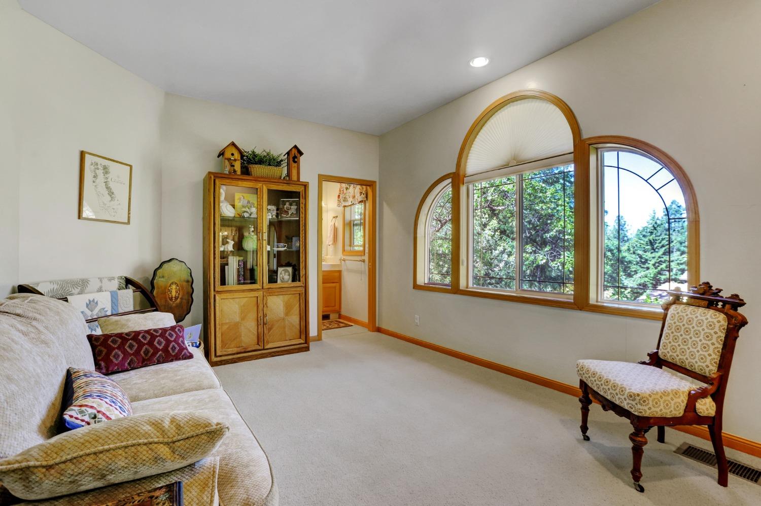 Detail Gallery Image 19 of 99 For 17436 Airport Ave, Grass Valley,  CA 95949 - 3 Beds | 3/1 Baths