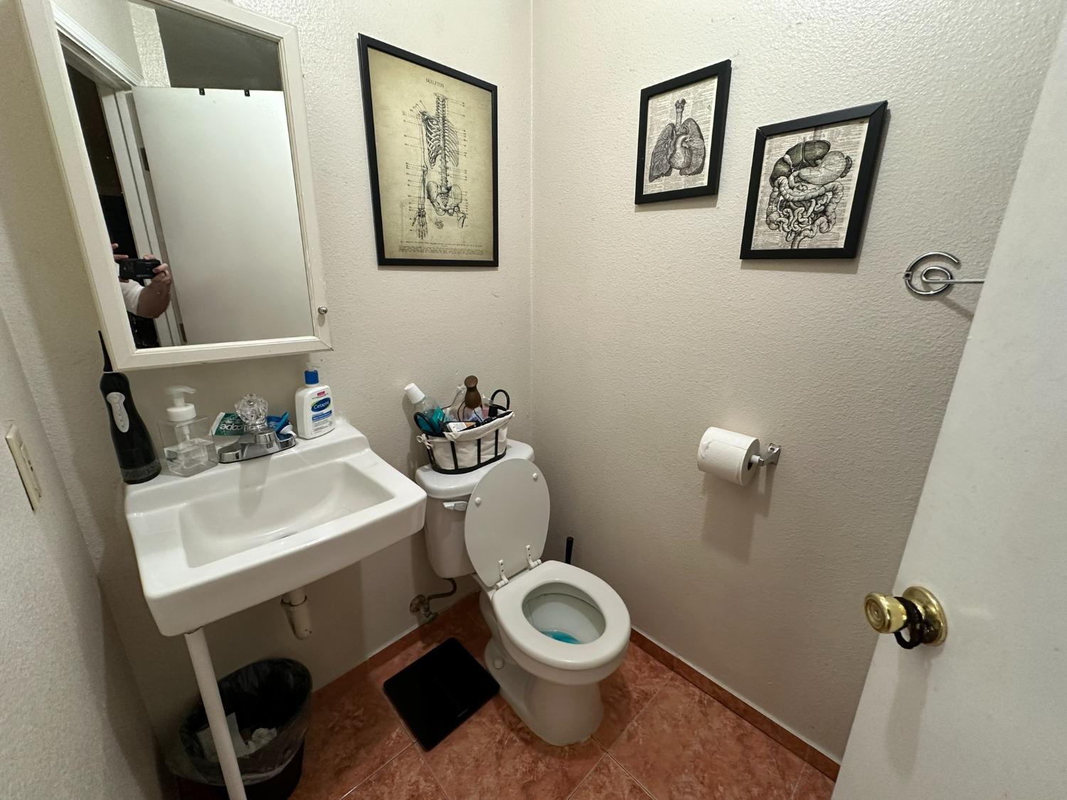 Detail Gallery Image 18 of 24 For 712 20th St, Sacramento,  CA 95811 - – Beds | – Baths