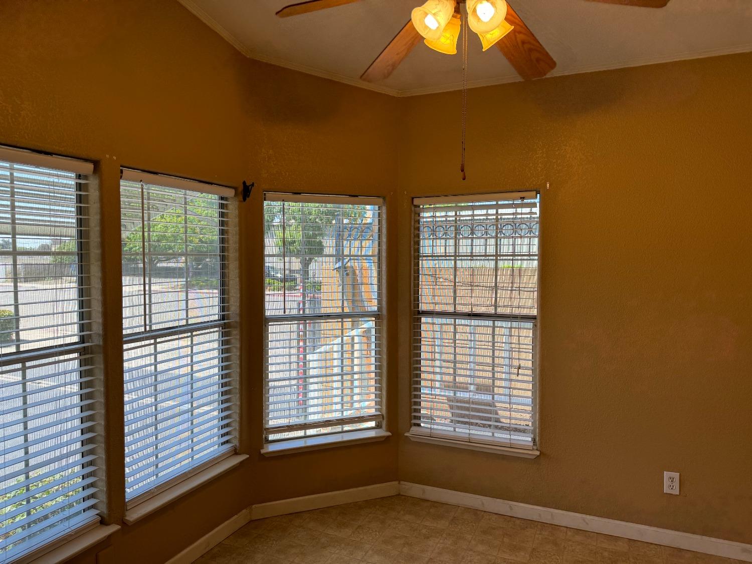 Detail Gallery Image 10 of 24 For 500 N Tully Rd 1, Turlock,  CA 95380 - 2 Beds | 2 Baths