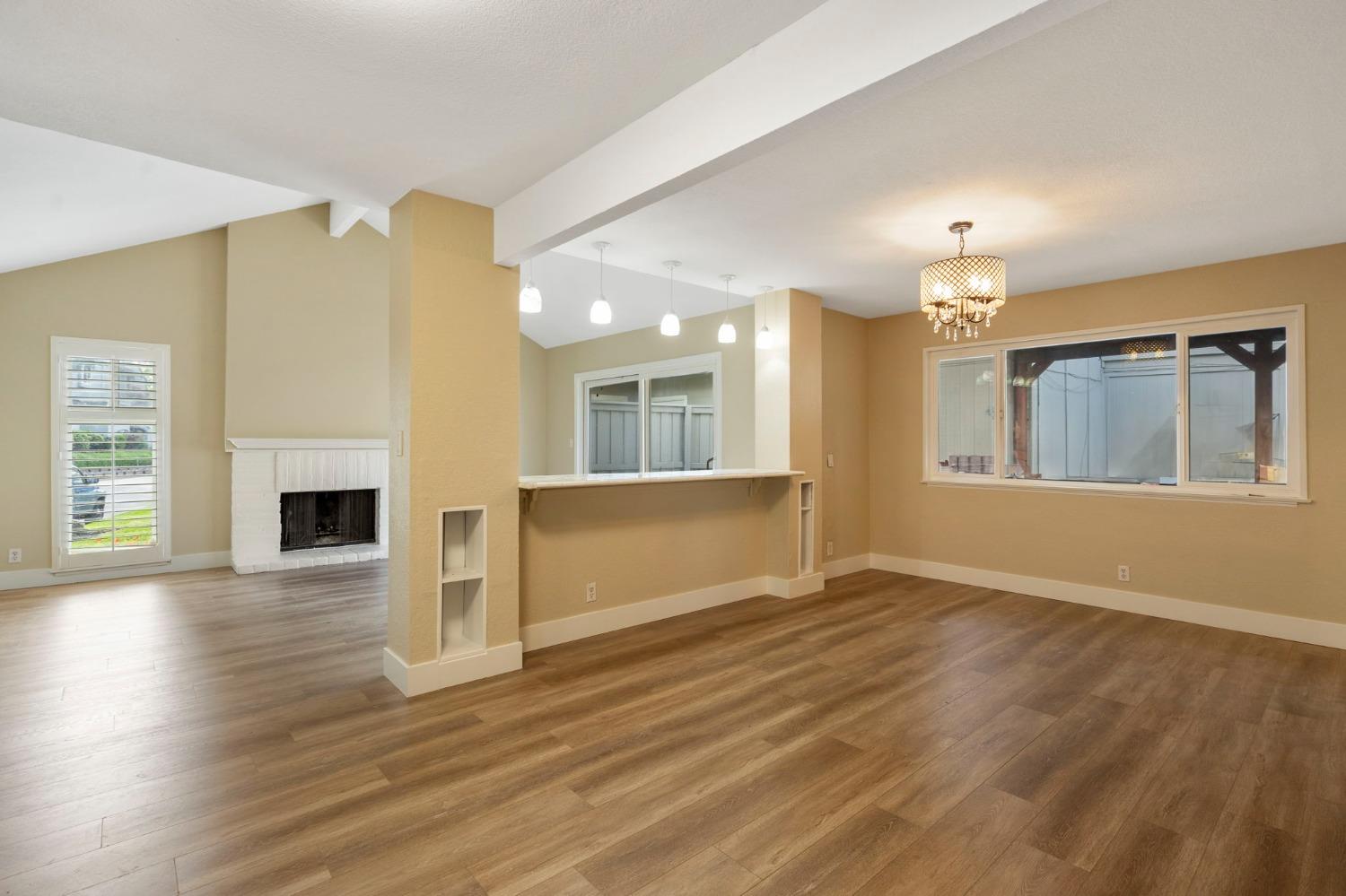 Detail Gallery Image 1 of 23 For 2333 Pro Am Ct, Sacramento,  CA 95833 - 3 Beds | 2/1 Baths