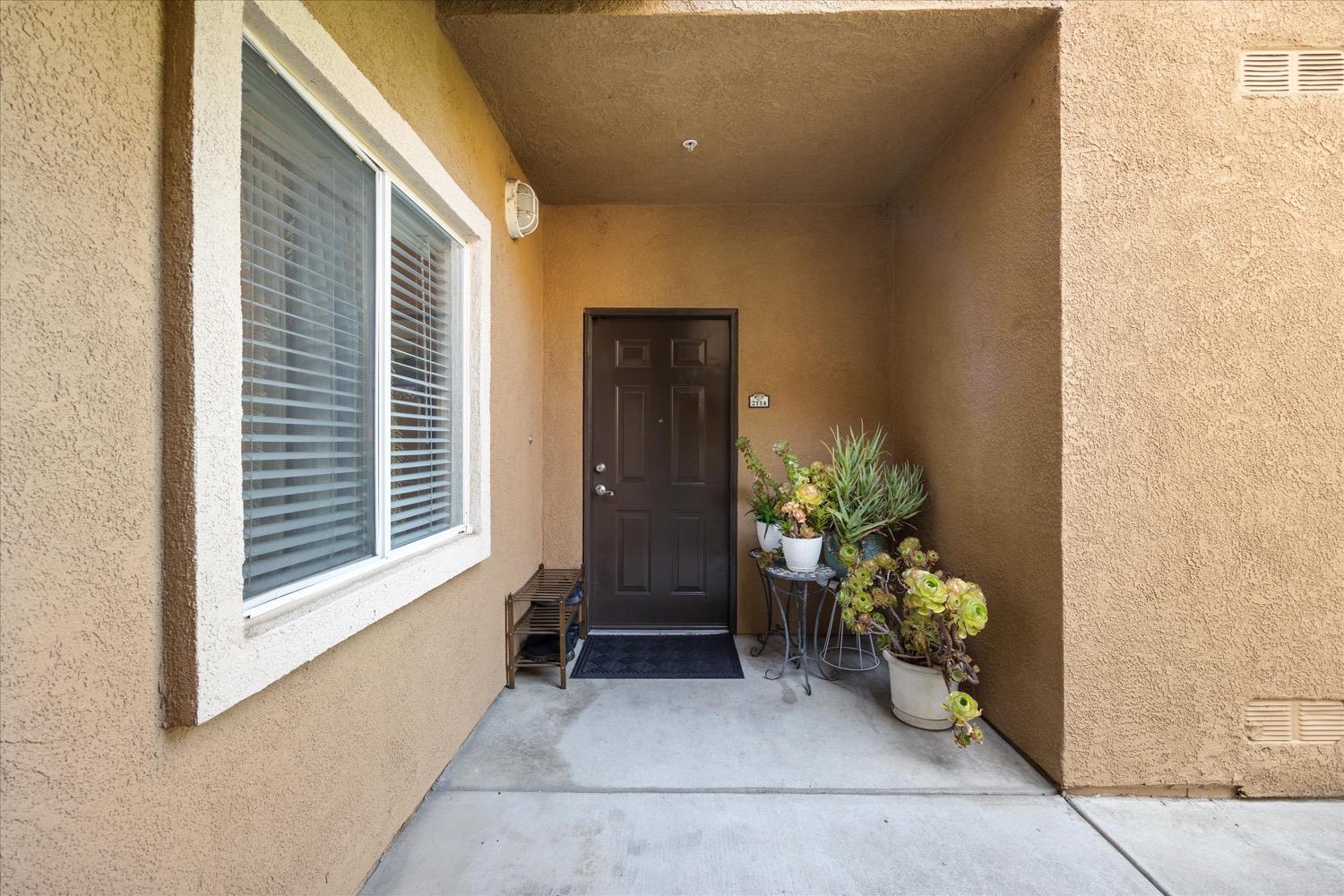 Detail Gallery Image 1 of 20 For 501 Gibson Dr #2114,  Roseville,  CA 95678 - 2 Beds | 2 Baths