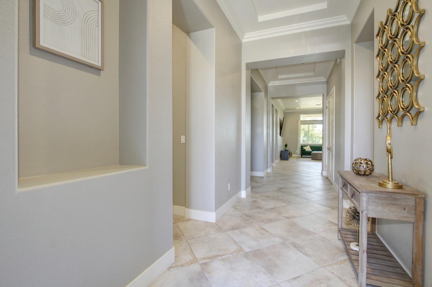 Detail Gallery Image 12 of 64 For 375 Olivadi, Sacramento,  CA 95834 - 3 Beds | 2/1 Baths