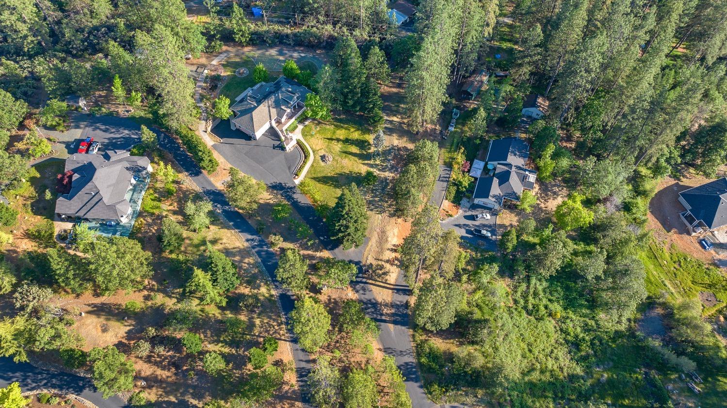 Detail Gallery Image 11 of 72 For 14260 La Barr Pines Drive, Grass Valley,  CA 95949 - 3 Beds | 2 Baths