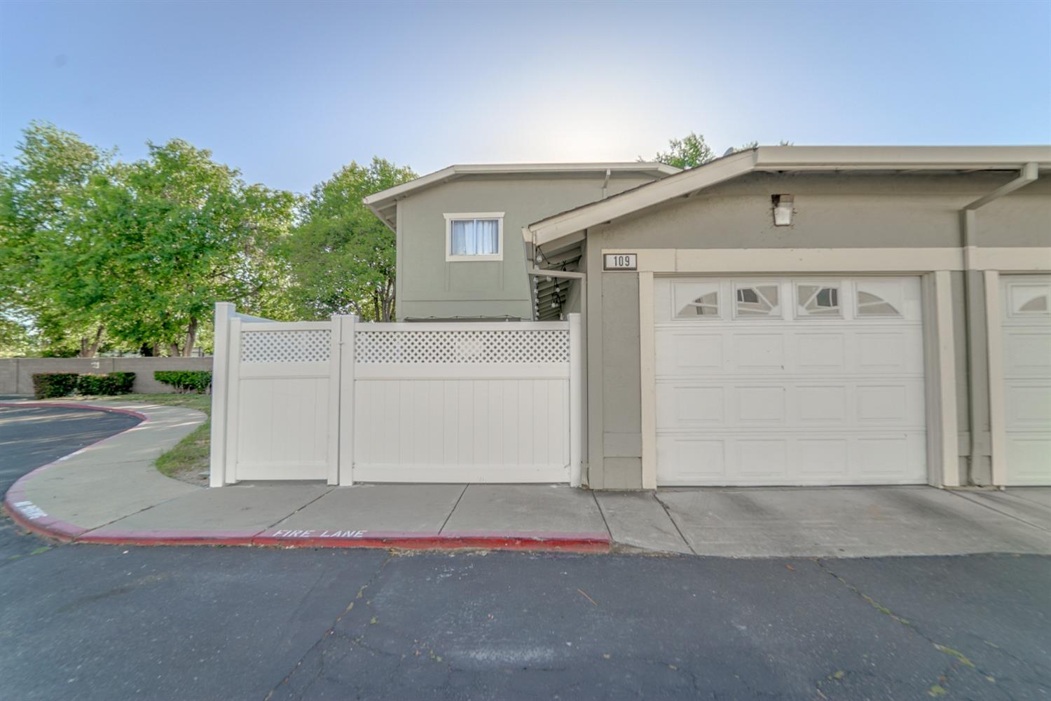 Detail Gallery Image 2 of 23 For 80 Portola Way #109,  Tracy,  CA 95376 - 3 Beds | 1/1 Baths