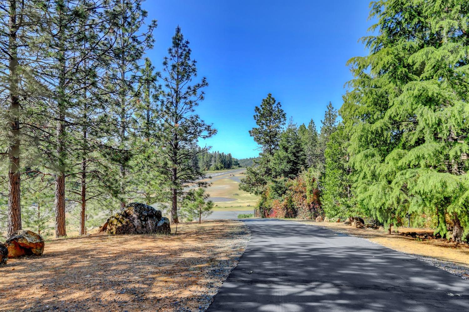 Detail Gallery Image 79 of 99 For 17436 Airport Ave, Grass Valley,  CA 95949 - 3 Beds | 3/1 Baths