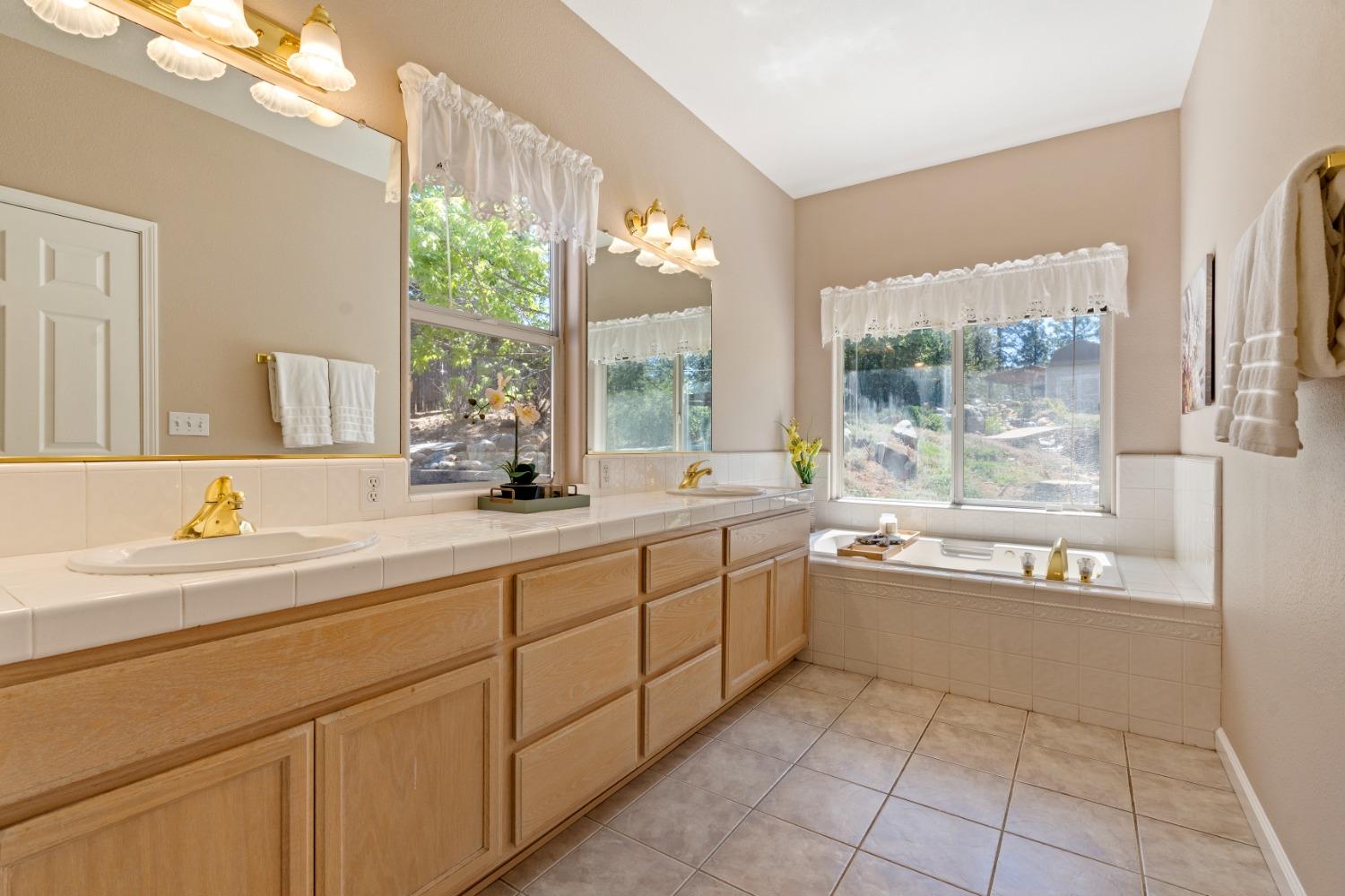 Detail Gallery Image 39 of 72 For 14260 La Barr Pines Drive, Grass Valley,  CA 95949 - 3 Beds | 2 Baths