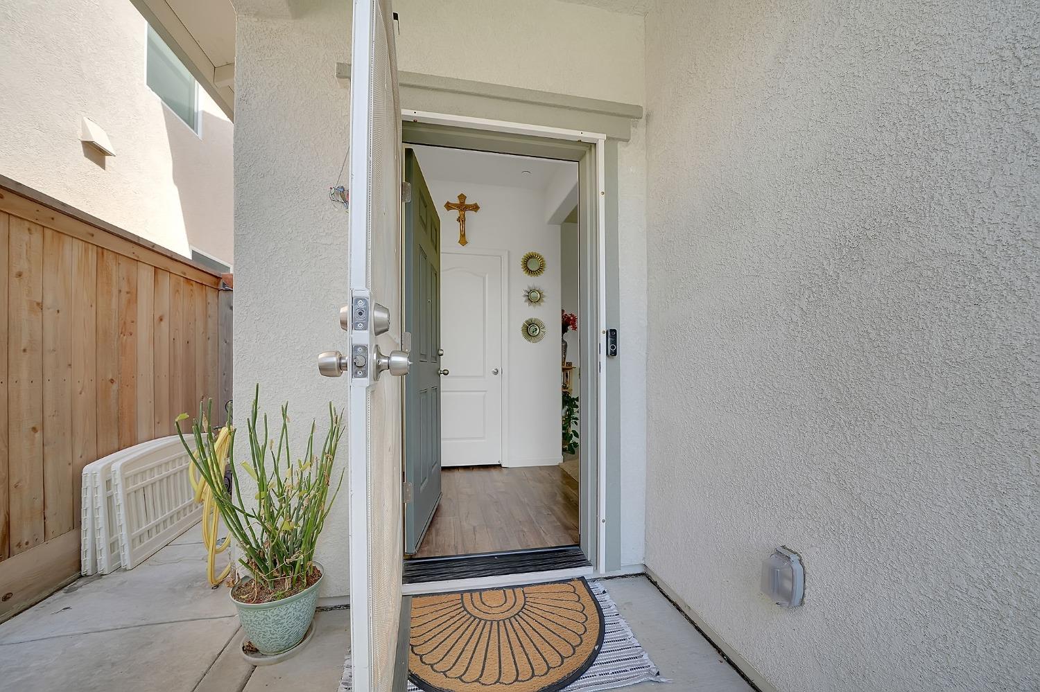Detail Gallery Image 24 of 62 For 702 Topaz Rd, Stockton,  CA 95206 - 3 Beds | 2/1 Baths